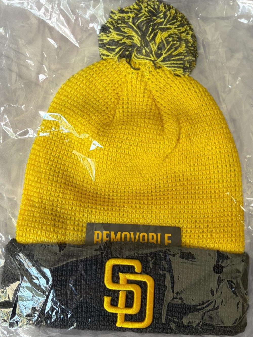 San Diego SD Padres Pom Pom waffle knit Beanie - Yellow and brown